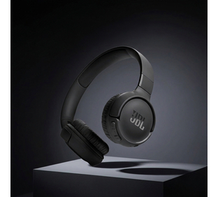 JBL Tune 520BT Wireless Over The Ear Headphones
